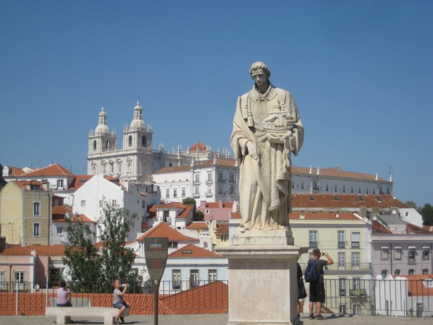 Lisbon: Full-Day Small-Group City Tour with Hotel Pickup - Chiado and the viewpoints above Lisbon