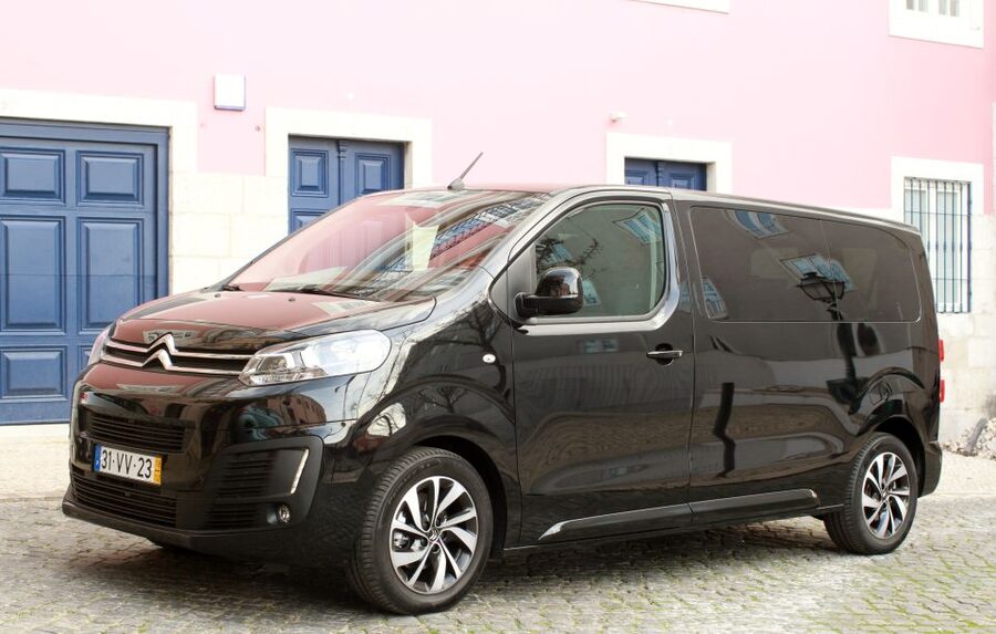 Lisbon: Full Day Tour to Fátima, Batalha, Nazaré and Óbidos - Fátima: a serious and moving first stop