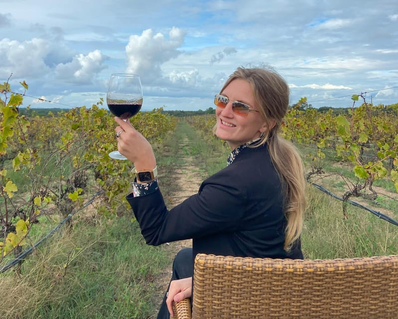 Lisbon Getaway: Private Arrábida Wine & Food Tour - Bacalhôa: Wine, Art, and a Different Mood