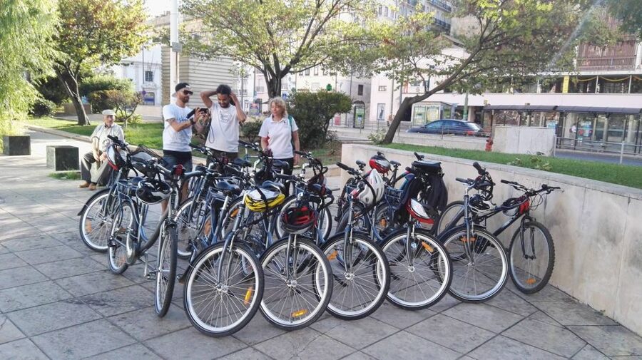 Lisbon: Guided E-Bike Tour to Belém - Santa Justa Lift and Lisbon City Hall