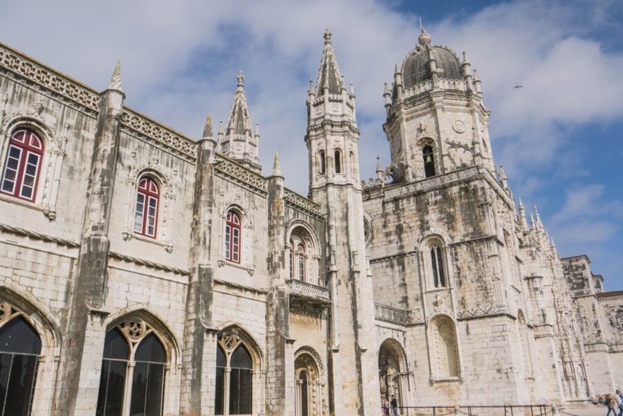 Lisbon: Half-Day City Tour - The Monument to the Discoveries in fifteen minutes