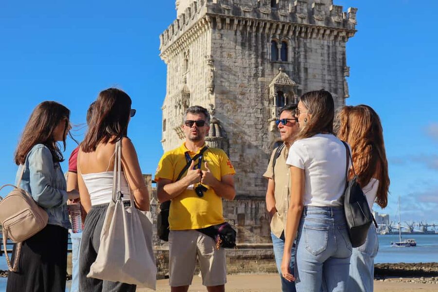 Lisbon: Historical Walking Tour with Jeronimos Monastery - Starting in front of Jerónimos Monastery