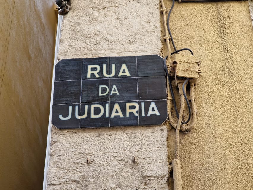 Lisbon: Jewish Walking Tour - Luciano Waldman’s guiding style