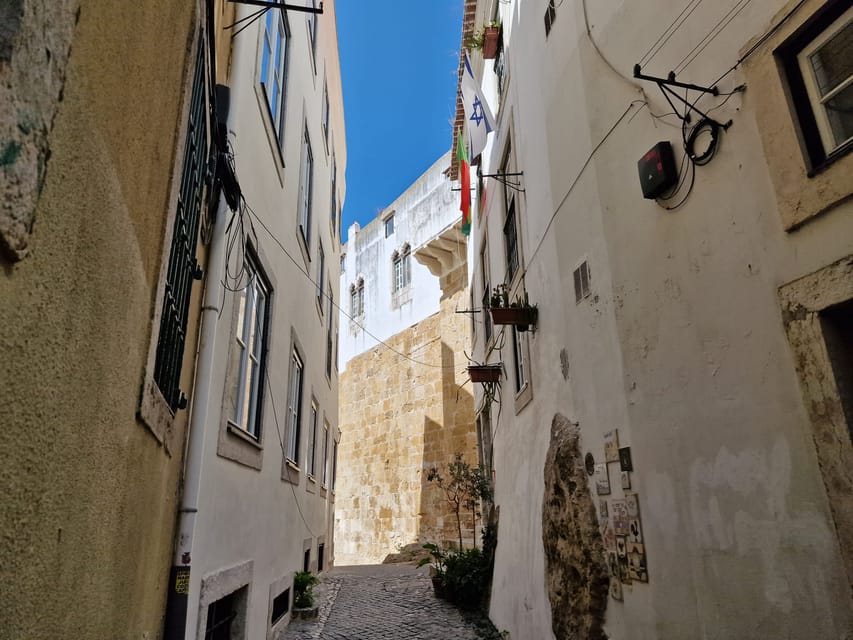 Lisbon: Jewish Walking Tour - Starting at Portas do Sol above Alfama