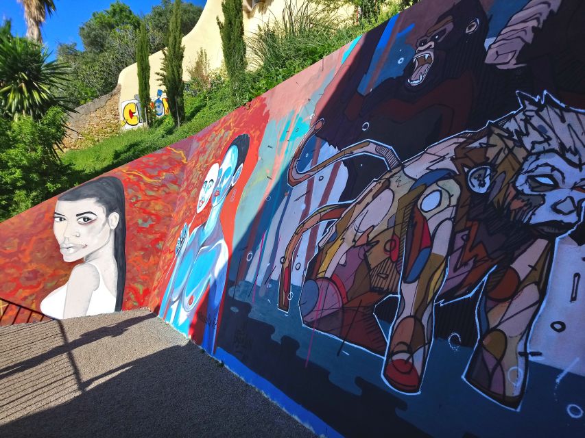 Lisbon: Kickstart Street Art Walking Tour - How the guides shape the experience