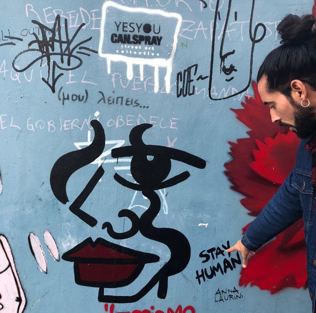Lisbon: Kickstart Street Art Walking Tour - Hills, stairs, weather, and what to carry