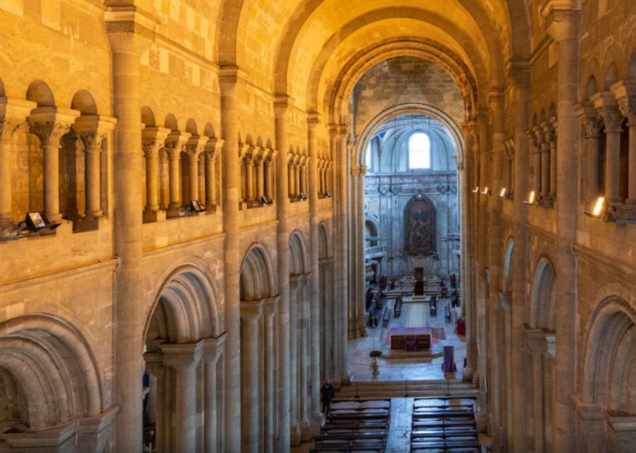 Lisbon: Lisbon Cathedral Entry Ticket - Looking down from the upper choir