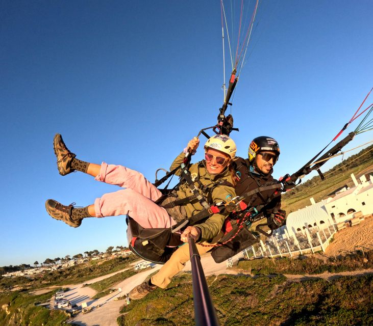 Lisbon: Paragliding Tandem Flight - The aerobatics question: gentle glide or wild ride?