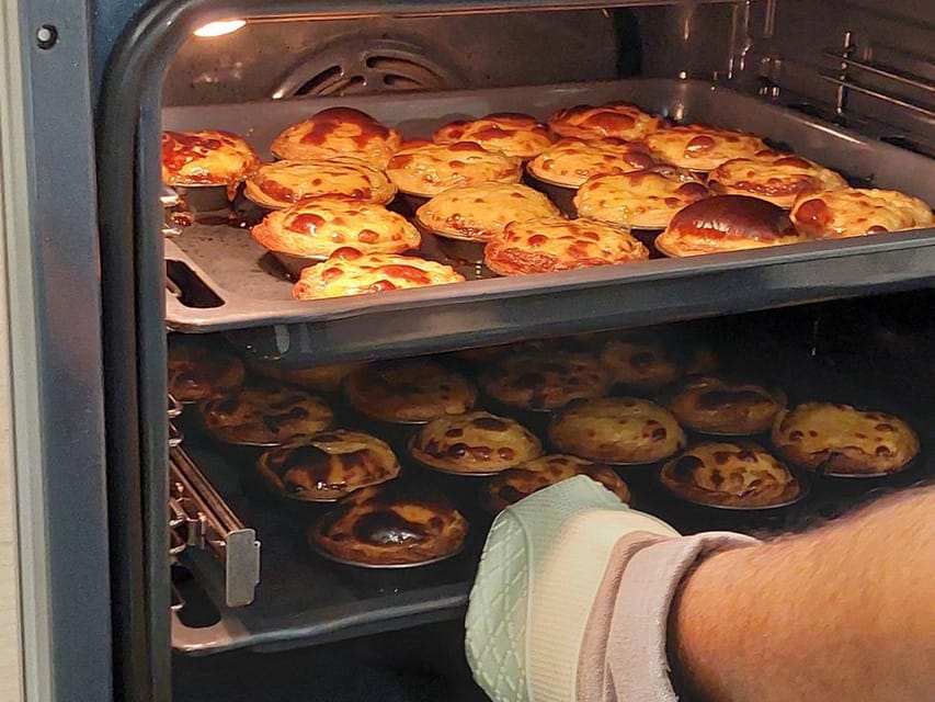 Lisbon: Pasteis de Nata Baking Class - Finding the Green Gate in Lisbon