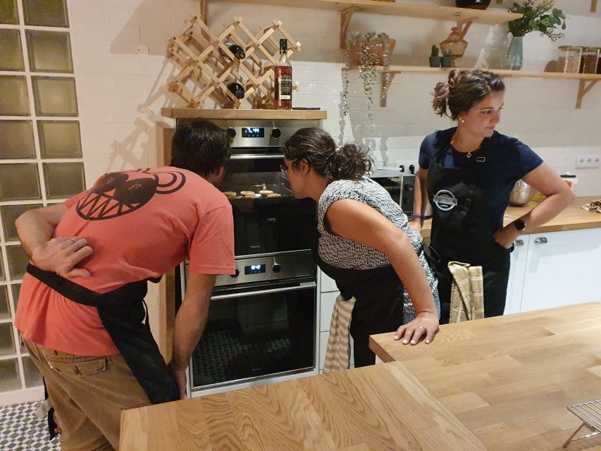 Lisbon: Pastel de Nata Baking Class - Why pastel de nata makes a good Lisbon class