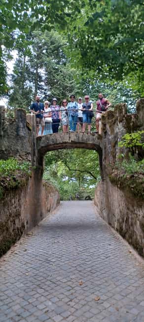 Lisbon: Pena Palace, Regaleira, Sintra, and Cascais Day Trip - The guides are a major part of the value