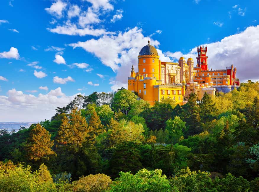 Lisbon: Pena Palace, Sintra, Regaleira, Roca, Cascais Tour - Why this route works from Lisbon