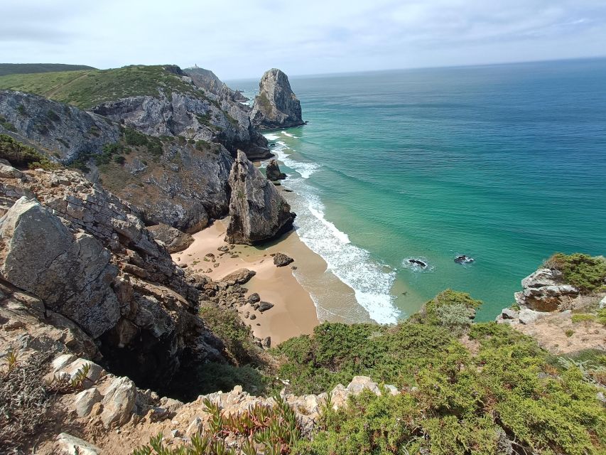Lisbon: Pena, Regaleira & Atlantic Coast Tour with a Local - Cabo da Roca and the Atlantic edge