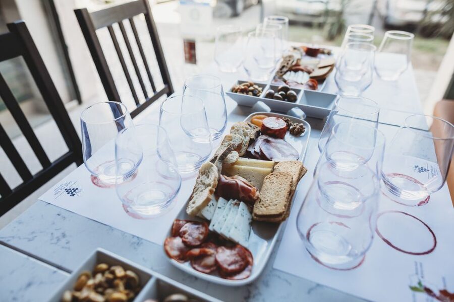 Lisbon: Portuguese Wine and Cheese Tasting with Lunch - How the tasting unfolds inside From The Vine