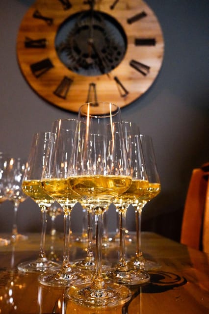 Lisbon: Premium Wine and Tapas Tasting Session - Key points before you book