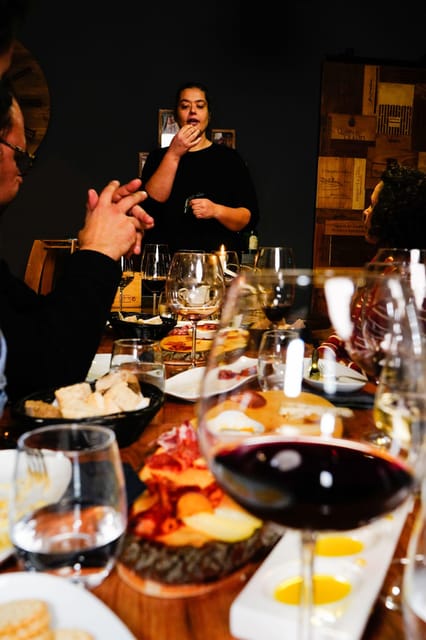 Lisbon: Premium Wine and Tapas Tasting Session - Five wines that take you across Portugal