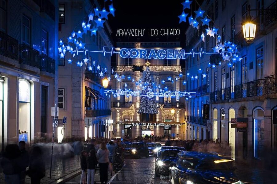 Lisbon: Private Christmas Lights Tour by Eco Tuk Tuk - Winter comfort in an open vehicle