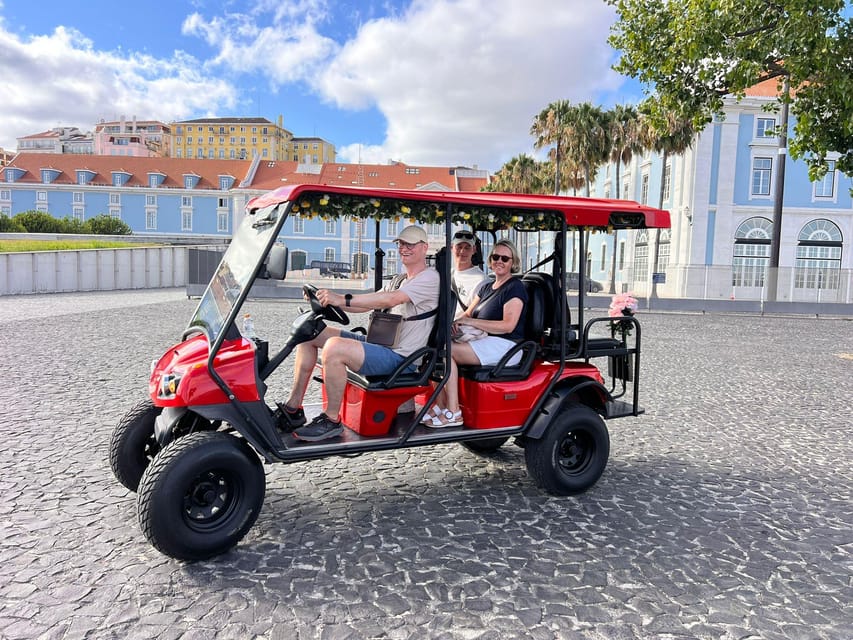 Lisbon: Private City Tour by Tuk-Tuk - Alfama streets and Chafariz d’El-Rei