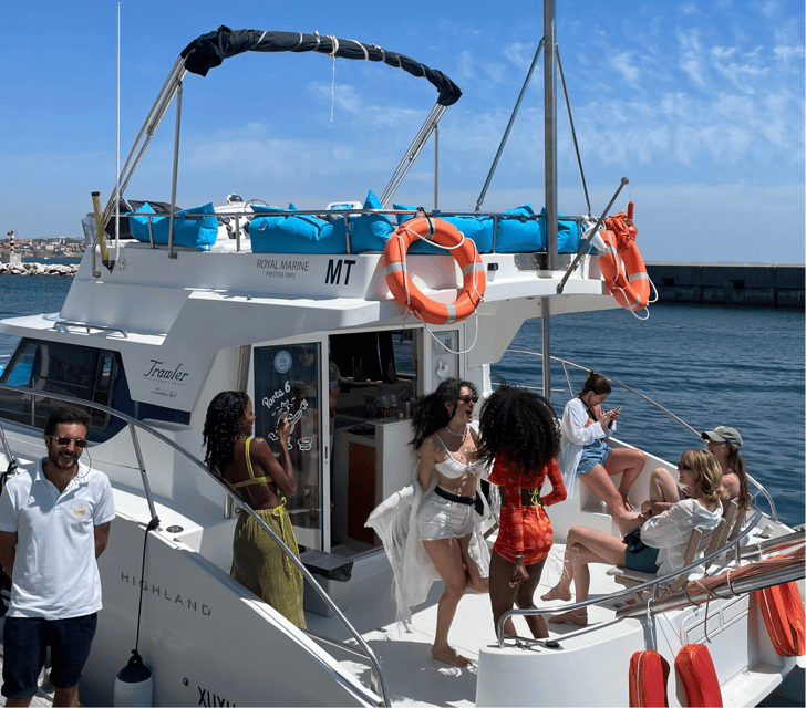 Lisbon: Private Luxury Catamaran Tour with Welcome Drink - Who will enjoy this tour most