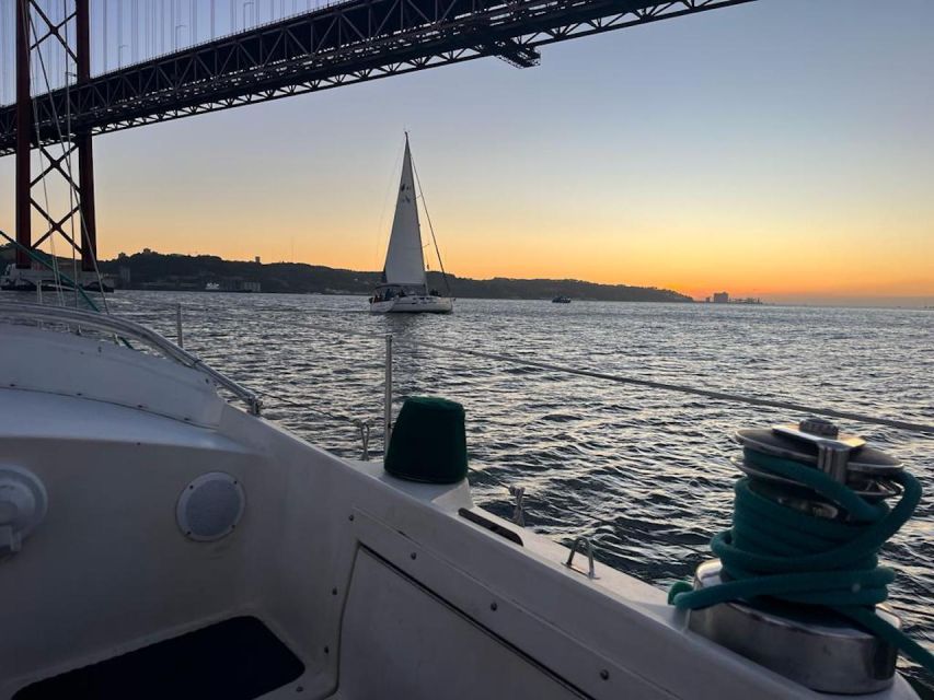 Lisbon: Private Sailing City & Sunset Tour - Why seeing Lisbon from the Tagus matters