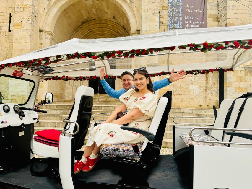Lisbon: Private Sightseeing Tour by Tuk-Tuk - Chafariz d’El-Rei and the return toward the river