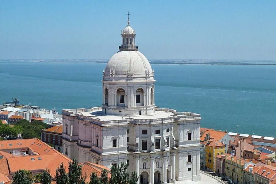 Lisbon: Private Sightseeing Tour in a Vintage Tuk Tuk - The four-hour route to Belém