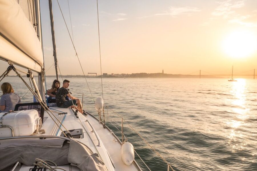 Lisbon: Private Sunset Cruise on the Tagus River with Drink - Why a Tagus sunset cruise works so well in Lisbon