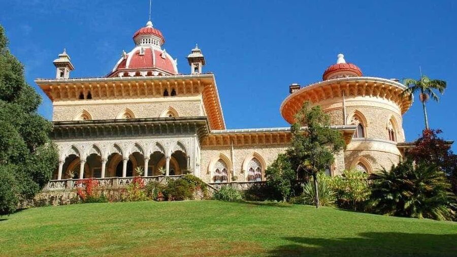 Lisbon: Private Tour Sintra, Cabo da Roca and Cascais - Why a private vehicle helps on the Lisbon coast