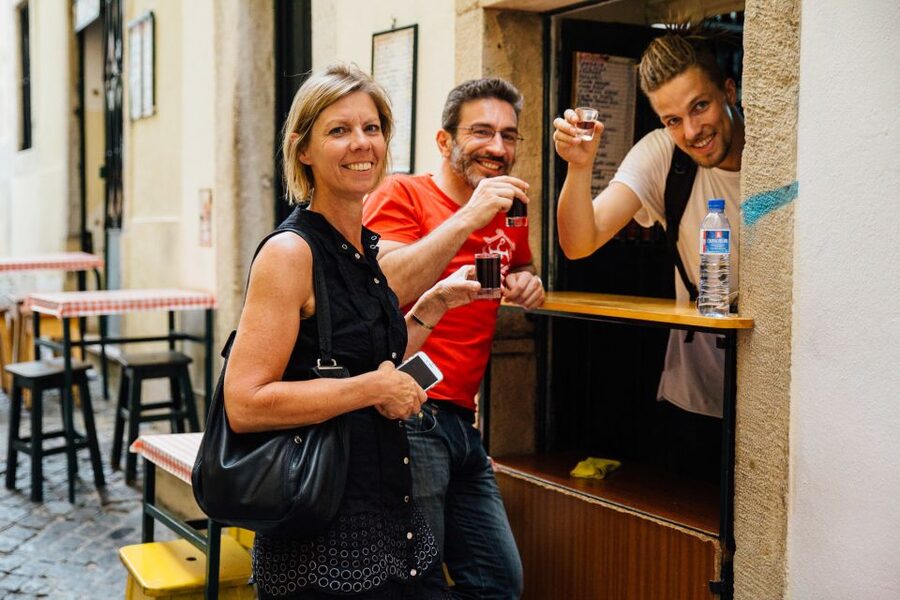 Lisbon: Private Tour with Locals – Highlights & Hidden Gems - Who should book this Lisbon walk?