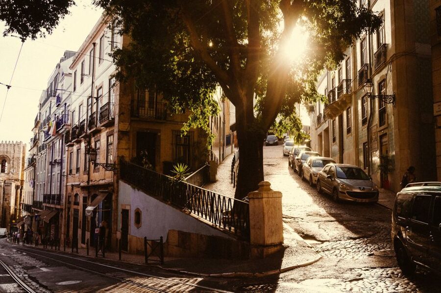 Lisbon: Private Tour with Locals – Highlights & Hidden Gems - How much can you really see in three hours?