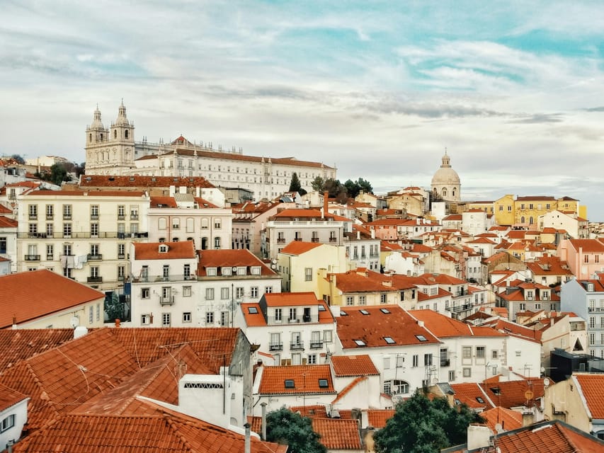 Lisbon: Private TukTuk Tour - Key points at a glance