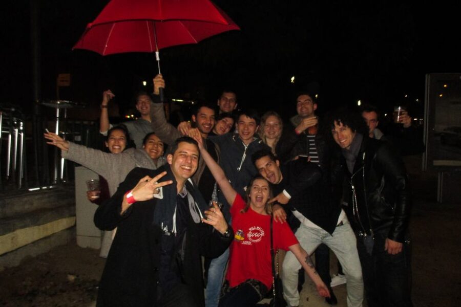 Lisbon: Pub Crawl with Open Bar and VIP Club Entry - Three bars through Bairro Alto