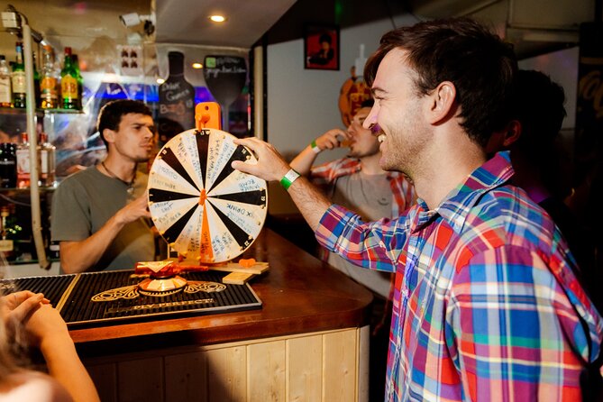 Lisbon: Pub Crawl with Open Bar, Shots & VIP Club Entry - Who will enjoy this night most