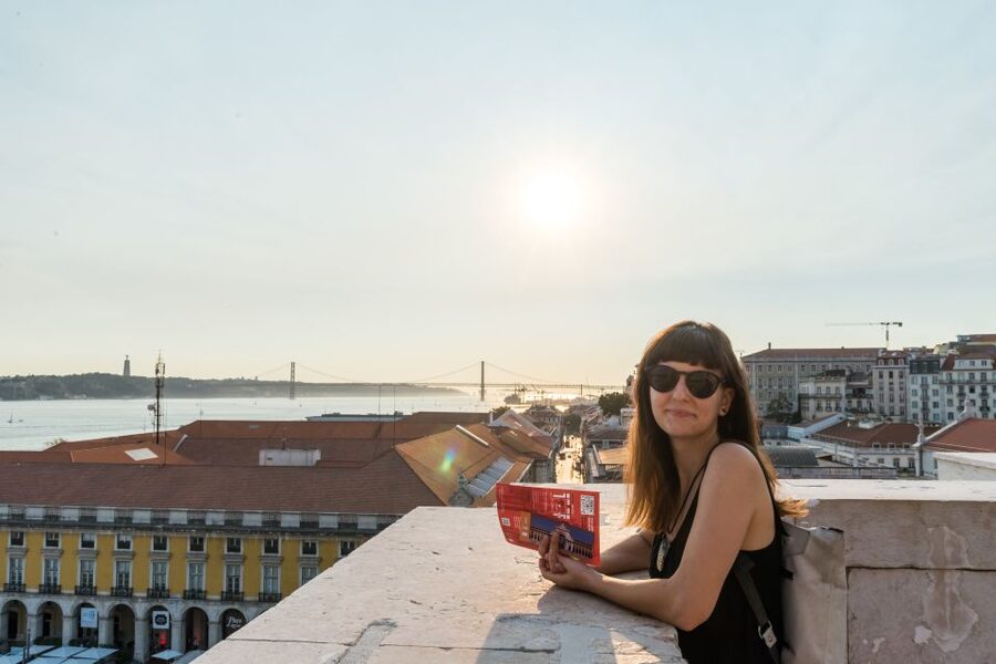 Lisbon: Rua Augusta Arch Admission Ticket - The sculptures on the monument