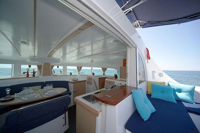 Lisbon Sailing Catamaran Public Cruise with drinks - Praça do Comércio and the central waterfront