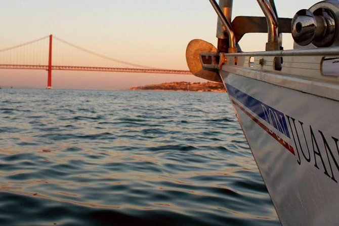 Lisbon Sailing Tour: 2-Hour Cultural Scenic Cruise with Wine - Ajuda Palace and the Monument of Discoveries