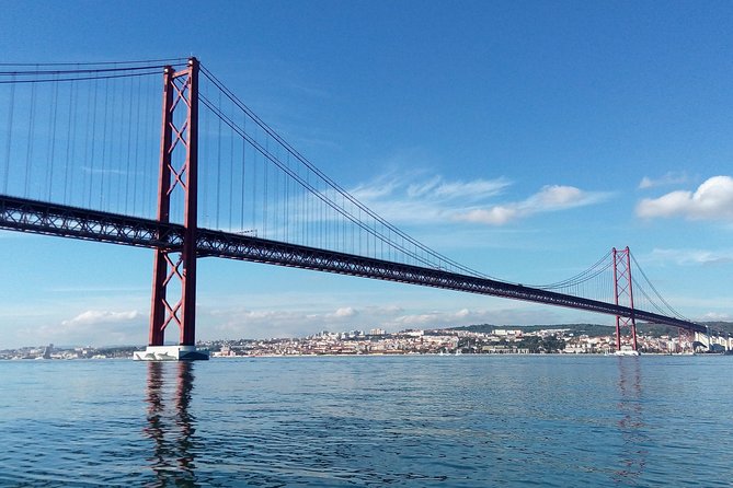 Lisbon Sailing Tour on a Luxury Sailing Yacht with 2 Drinks - Drinks, cheese, and a Portuguese pause