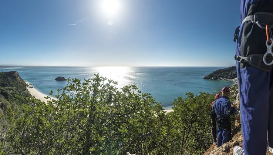 Lisbon: Setubal Arrábida Natural Park Adventure Circuit - Why Fenda da Arrábida makes a strong adventure setting