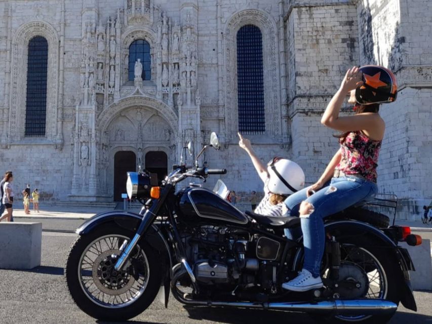 Lisbon: Sidecar Tour - Alfama and Lisbon Cathedral