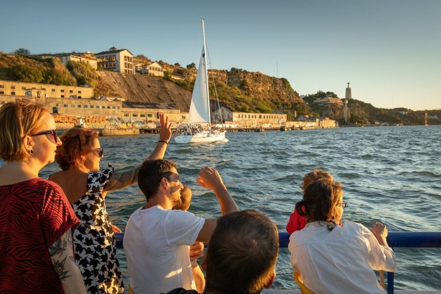 Lisbon: Sightseeing Boat Tour with Hop-On Hop-Off Option - Belém, the most useful stop on the route