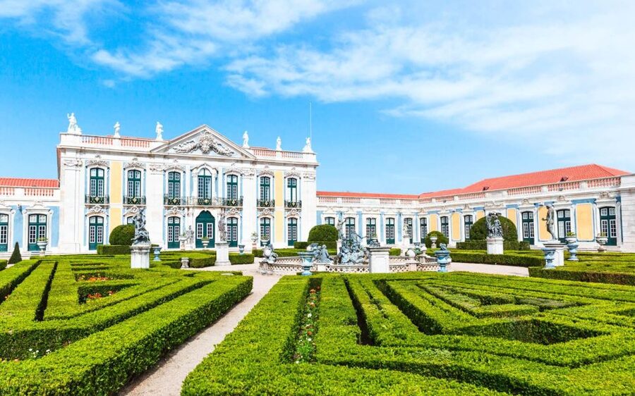 Lisbon: Sintra Half-Day Private Tour with Pena Palace - What the five-hour schedule really means