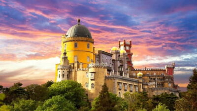 Sintra, Pena, Cabo da Roca, Cascais Tour with Pickup