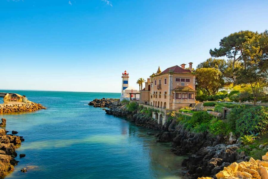 Lisbon: Sintra, Pena, Cabo da Roca Coast & Cascais Day Tour - Why this route works from Lisbon