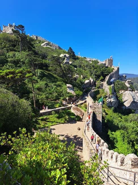 Lisbon: Sintra, Pena Palace, Moorish Castle & Regaleira Tour - Quinta da Regaleira and the famous initiation well