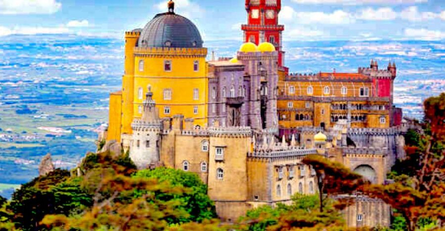 Lisbon: Sintra, Pena Palace, Quinta Regaleira, Cascais Tour - Choosing between more Sintra time and the coast