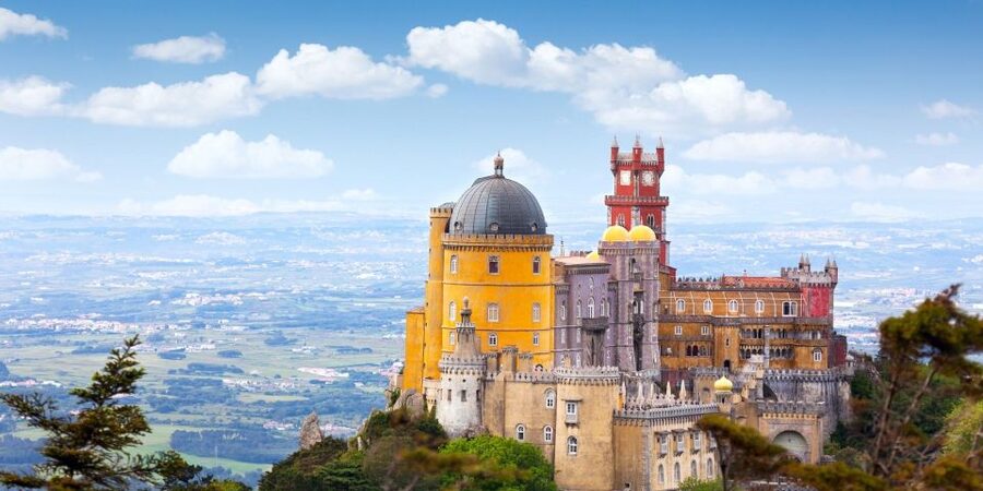 Lisbon: Sintra, Pena, Regaleira, Cabo da Roca & Cascais - Leaving Lisbon for Sintra