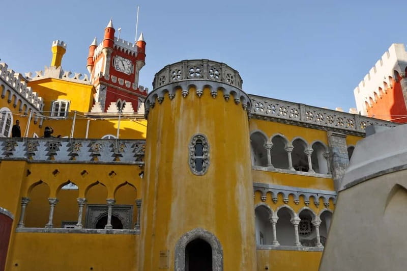 Lisbon: Sintra Tour with Optional Regaleira & Pena Gardens - Sintra town, a short first taste