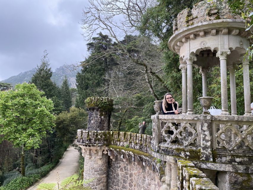 Lisbon: Sintra Tour with Pena Palace and Quinta da Regaleira - Lunch and free time in Cascais