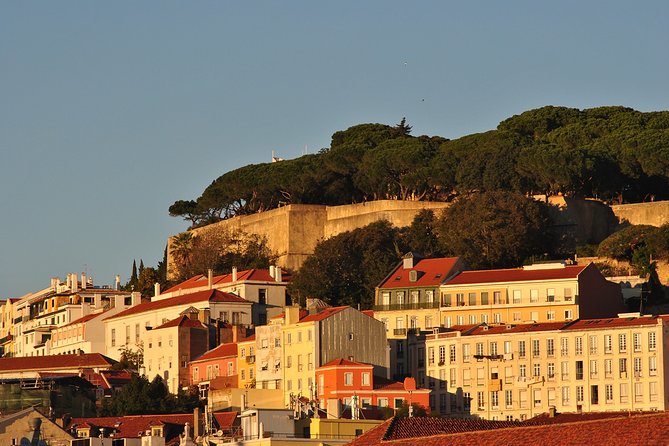 Lisbon Small Group 2h Sunset Sailing- Live Commentary & a Drink - Belém Tower and Lisbon’s river entrance