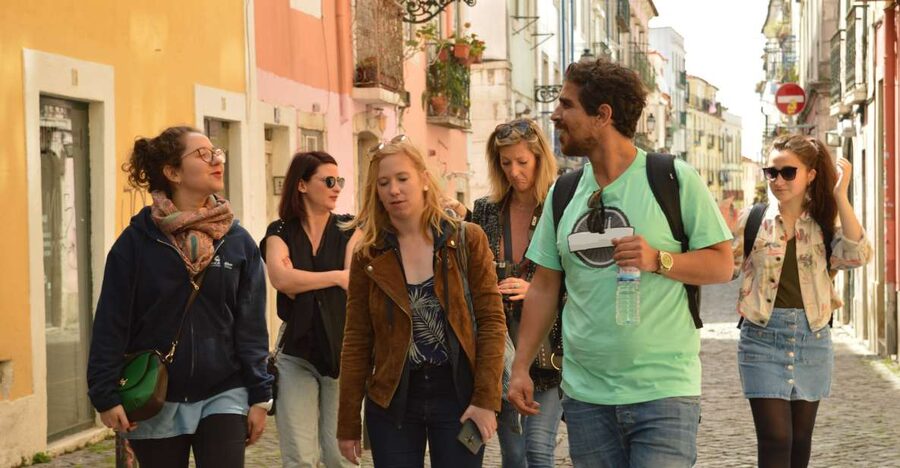 Lisbon: Starter Walking Tour to the highlights in German - Key points at a glance
